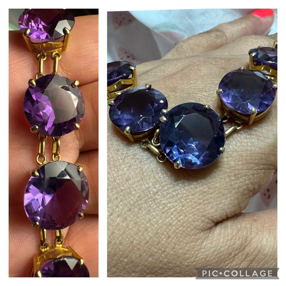 Beautiful Bracelet! 18K Gold, purple and blue changes color due to lightning 😍😳😈